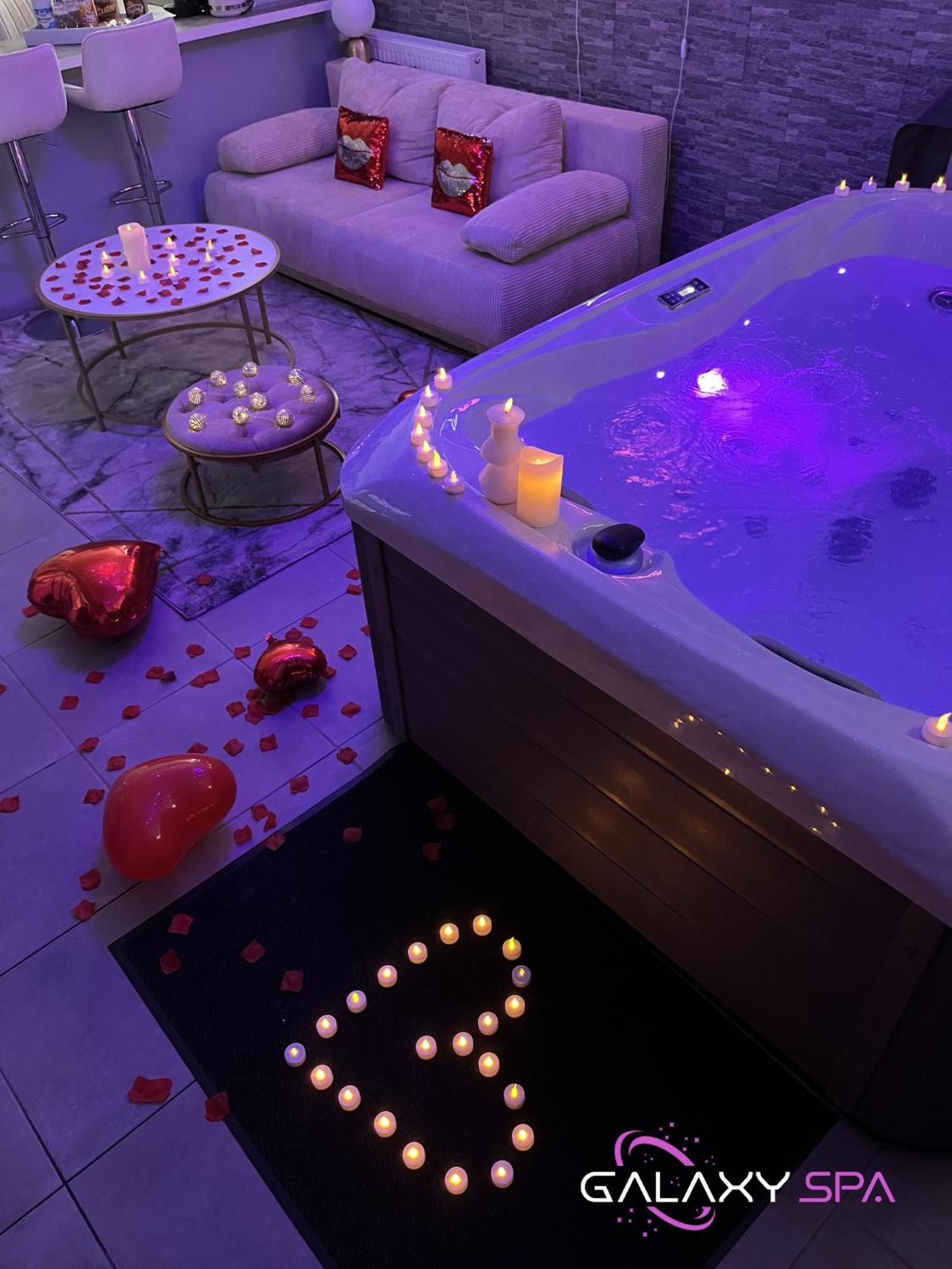 Galaxy Spa - Suite Mercure Jacuzzi Privatif Champigneulles Exterior photo